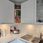 Lejlighed Exklusive - Direkt Am Waldrand - Grosser Garten Kompett Umzaeunt - Hunde Willkommen - 2 Private Stellplaetze *