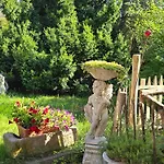 Lejlighed Exklusive - Direkt Am Waldrand - Grosser Garten Kompett Umzaeunt - Hunde Willkommen - 2 Private Stellplaetze