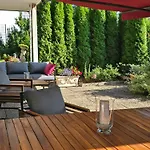 Exklusive - Direkt Am Waldrand - Grosser Garten Kompett Umzaeunt - Hunde Willkommen - 2 Private Stellplaetze Lejlighed