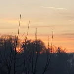 Lejlighed Exklusive - Direkt Am Waldrand - Grosser Garten Kompett Umzaeunt - Hunde Willkommen - 2 Private Stellplaetze *