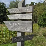 Lejlighed Exklusive - Direkt Am Waldrand - Grosser Garten Kompett Umzaeunt - Hunde Willkommen - 2 Private Stellplaetze Bad Salzschlirf