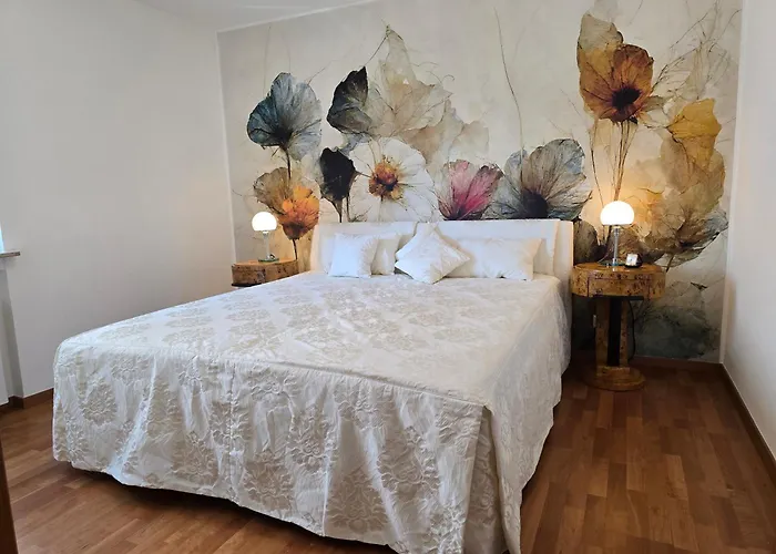 Exklusive - Direkt Am Waldrand - Grosser Garten Kompett Umzaeunt - Hunde Willkommen - 2 Private Stellplaetze Apartment