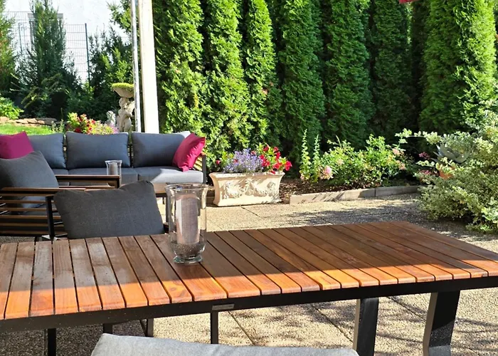 Exklusive - Direkt Am Waldrand - Grosser Garten Kompett Umzaeunt - Hunde Willkommen - 2 Private Stellplaetze * Bad Salzschlirf